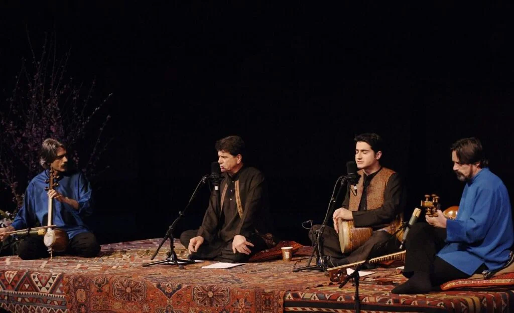 آشنایی با دستگاه ماهور
