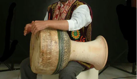 تنبک یک ساز سنتی ایرانی